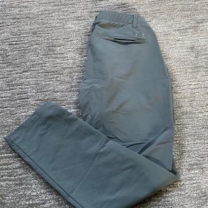 Under Armour mens golf pants 34/32